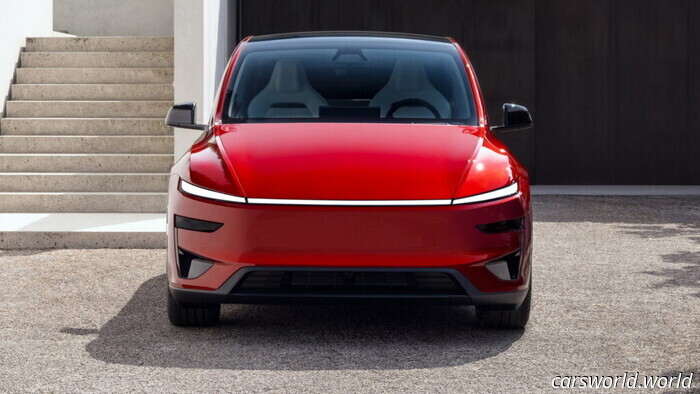 Илон Маск, по сообщениям, уступает Apple CarPlay после многолетних насмешек над ним | Carscoops